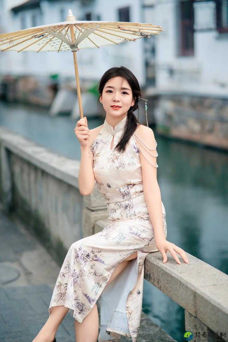 穿旗袍边做奶水边喷H高H男男，解密新时代的多元美学符号