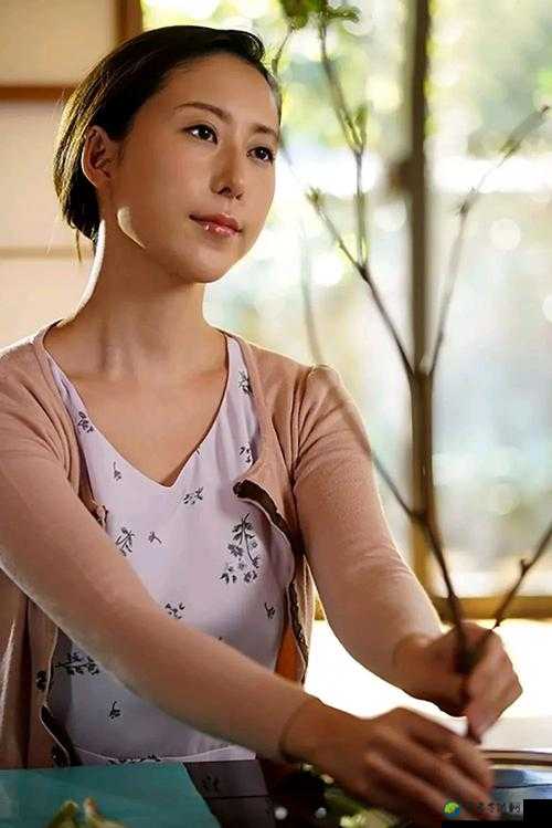 美妇人妻的沉沦1～25：当代婚姻困境中的真实抉择与救赎之路