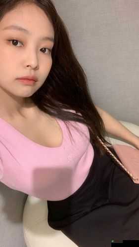 Jennie的❌喷水自慰事件：揭开背后的社会心理现象与理性引导